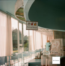 Load image into Gallery viewer, 📸 PENTACON Six TL 明るいビオメターレンズ付き💡 中判カメラ【完動品/希少❗️】