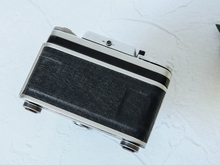 Load image into Gallery viewer, PENTACON SIX TL【事前予約注文】中判カメラ