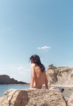 Load image into Gallery viewer, OLYMPUS AF-1 完動品📷家庭用防水☔️ストラップ付き🎁初心者さんにもおすすめ✨