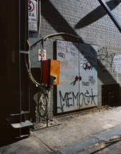 Load image into Gallery viewer, Mr. Negative Rare V2 200T / 36枚撮り / 35mmフィルム【期限内/海外フィルム✈️】1本売り