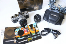画像をギャラリービューアに読み込む, お客様オーダー 【テラコッタオレンジ🍊】 OLYMPUS OM-1 28mmF3.5 & 50mmF1.8 2レンズセット【完動品/美品】