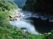 画像をギャラリービューアに読み込む, FUJIFILM Finepix Z30【ホワイト】CCD搭載・手のひらサイズ📷✨ オールドコンデジ・美品・完動品