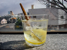 Load image into Gallery viewer, PENTAX Optio 43WR 🌊 ほぼ水中カメラ🐠 CCDセンサー搭載 オールドコンデジ 単三電池対応🔋