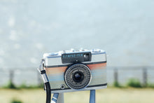 画像をギャラリービューアに読み込む, OLYMPUS PEN EE-2 天然木&パステルカラー🪵🦩🩵【完動品】