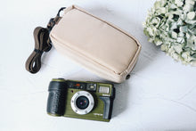 画像をギャラリービューアに読み込む, Konica 現場監督35WB オリーブ【完動品】【激レア❗️】菅田将暉さん、小松菜奈さん愛用カメラ