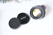 Load image into Gallery viewer, SONY α6000 グラファイトグレー ILCE-6000【完動品】【美品❗️】オールドレンズ・マウントアダプターおまけ付き多数❗️▪️デジタル一眼ミラーレスカメラ