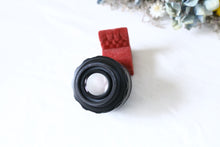 Load image into Gallery viewer, HELIOS-44M 58mmF2 ヘリオス【完動品】【実写済み❗️】ぐるぐるボケ🌀M42マウントレンズ(スクリューマウント)PENTAX SP,SPF,SV,SLなどに!