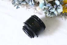 Load image into Gallery viewer, HELIOS-44M 58mmF2 ヘリオス【完動品】【実写済み❗️】ぐるぐるボケ🌀M42マウントレンズ(スクリューマウント)PENTAX SP,SPF,SV,SLなどに!