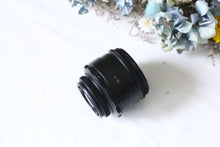 Load image into Gallery viewer, HELIOS-44M 58mmF2 ヘリオス【完動品】【実写済み❗️】ぐるぐるボケ🌀M42マウントレンズ(スクリューマウント)PENTAX SP,SPF,SV,SLなどに!