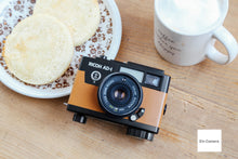 画像をギャラリービューアに読み込む, RICOH AD-1|コーヒーミルクカラー☕️🐄かわいい外見&しっかり写る完動フィルムカメラ【実写済み】📷