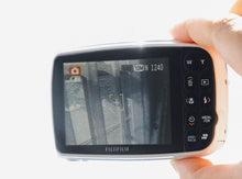 画像をギャラリービューアに読み込む, FUJIFILM Finepix Z30【完動品】【希少✨】▪️オールドコンデジ▪️デジタルカメラ