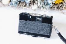 Load image into Gallery viewer, Rollei B35(BK)【完動品】状態⭕️SINGAPORE(シンガポール)製