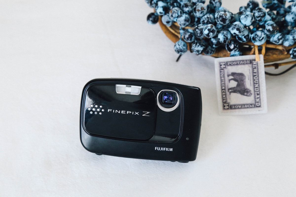［動作品一応ジャンク］デジカメ FUJIFILM FinePix Z30 動作品一応ジャンク］デジカメ FUJIFILM FinePix Z30 Amazon