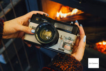 画像をギャラリービューアに読み込む, YASHICA Electro 35 GTN【完動品】クリスマス限定モデル🎄暖炉の前の夜を写す1台✨