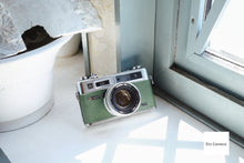 Load image into Gallery viewer, yashicaelectro35 eincamera
