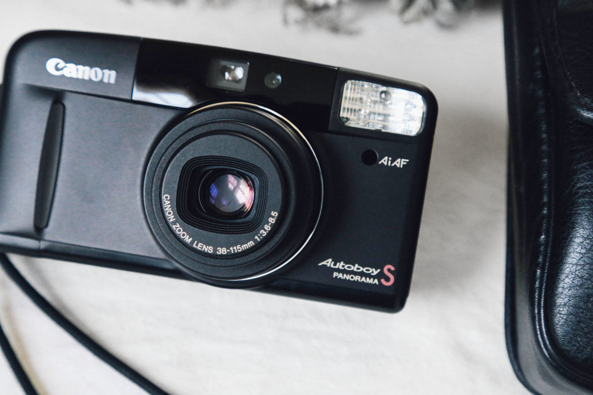 【完動品】Canon AutoboyS Black キヤノンオートボーイS 黒 Canon Autoboy S ブラックボディ【完動品】【希少❗️】 – Ein