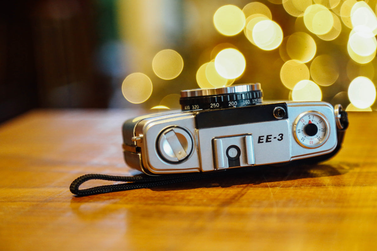 🎄Christmas Limited｜月に手が届きそうな夜 OLYMPUS PEN EE-3｜ハーフ