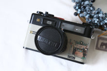 画像をギャラリービューアに読み込む, YASHICA Electro 35 GTN【完動品】クリスマス限定モデル🎄暖炉の前の夜を写す1台✨