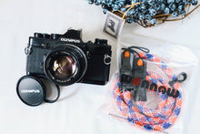 画像をギャラリービューアに読み込む, OLYMPUS OM-1 ブラックボディ ✨明るいパンケーキレンズ付き【完動品】🐦⬛🥞