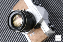 Load image into Gallery viewer, PENTAX SP フル塗装&天然木使用【完動品】