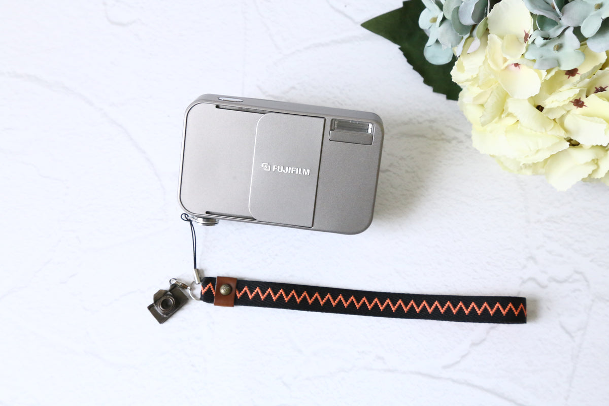 FUJIFILM CARDIA MINI TIARA【完動品】 – Ein Camera