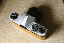 Load image into Gallery viewer, PENTAX SP 塗装&リザード革🍊【完動品】
