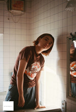 Load image into Gallery viewer, YASHICA FX-3 SUPER 2000 ホワイト🤍【完動品】【希少❗️】貴重な明るい広角レンズ付き❗️