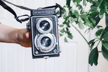 Load image into Gallery viewer, BEAUTYFLEX ブラウン【完動品】【実写済み❗️】中判カメラ