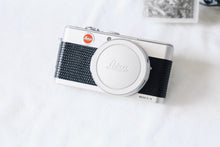 Load image into Gallery viewer, Leica D-LUX3【完動品/希少✨】美品|革張りカスタム仕様|CCDセンサー搭載オールドコンデジ