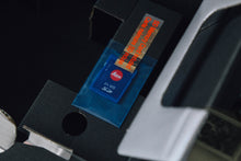 Load image into Gallery viewer, Leica D-LUX3【完動品/希少✨】美品|革張りカスタム仕様|CCDセンサー搭載オールドコンデジ