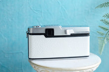 画像をギャラリービューアに読み込む, OLYMPUS PEN FT ホワイト🤍【動作品】ハーフ一眼レフカメラ/露出計不動🙅♀️/ハーフミラー交換済み❗️