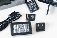 Load image into Gallery viewer, 【美品・すぐ使えるセット】Kodak PIXPRO FZ152 ブラック|SDカード・充電器付き📦レトロ可愛い写りが魅力の高倍率ズームデジカメ🎞️