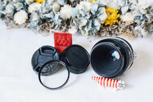 Load image into Gallery viewer, 📷 Nikon Ai 55mm F3.5 Micro✨ 花やペット撮影に最適!マクロで寄れるレンズ❗️完動品