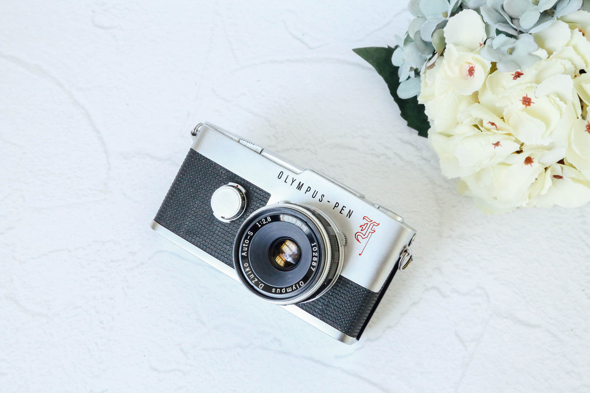 OLYMPUS PEN F 珍しい赤文字の花柄【完動品】【希少】一眼レフハーフ