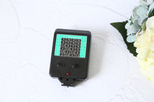 Load image into Gallery viewer, JINHUI フラッシュ・ストロボ【完動品】ホットシューついてるフィルムカメラならなんでもOK!