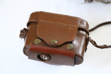 Load image into Gallery viewer, Kodak Signet 35【動作品/希少✨】ミッキーマウスカメラ📸エクターレンズ🎞️電池不要クラシック機