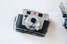 Load image into Gallery viewer, Kodak Signet 35【動作品/希少✨】ミッキーマウスカメラ📸エクターレンズ🎞️電池不要クラシック機