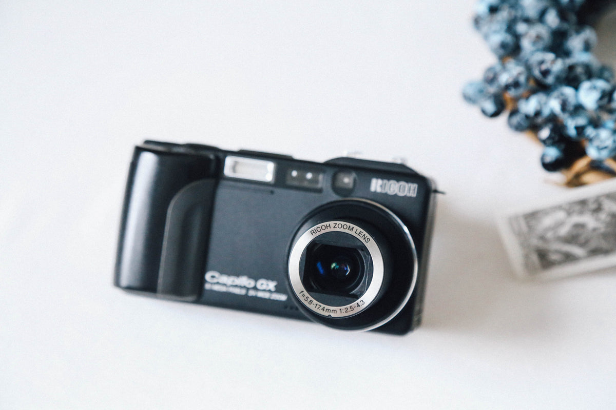 RICOH Caplio GX｜希少ブラックボディ🐦‍⬛ フィルムっぽい写りの
