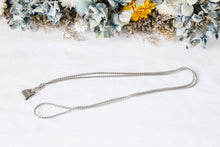 Load image into Gallery viewer, 【PENTAX AUTO110専用】シルバーストラップ/純正タイプ・ヴィンテージ感のある希少アクセサリー✨