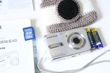 Load image into Gallery viewer, PENTAX Optio E40【完動品】単三電池&SDカード対応🔋海外で人気のエモい写りのオールドコンデジ🕺✨