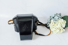 画像をギャラリービューアに読み込む, PENTACON SIX 専用ケース&ストラップ【貴重】ヴィンテージケース