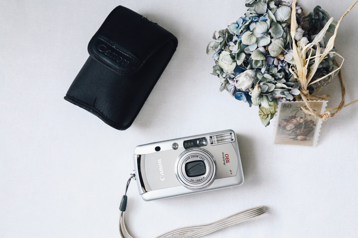 Canon Autoboy N180【完動品】 – Ein Camera