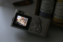 画像をギャラリービューアに読み込む, Panasonic LUMIX DMC-FX1【完動品】【美品❗️】【実写済み】▪️オールドコンデジ▪️デジタルカメラ