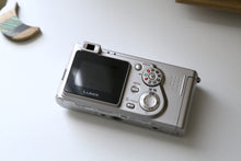画像をギャラリービューアに読み込む, Panasonic LUMIX DMC-FX1【完動品】【美品❗️】【実写済み】▪️オールドコンデジ▪️デジタルカメラ