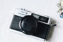 画像をギャラリービューアに読み込む, OLYMPUS 35DC【完動品】フラッシュ付き❗️