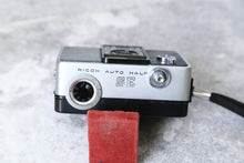 Load image into Gallery viewer, RICOH AUTO HALF S & SE フルオーダーカスタム【完動品】▪️ハーフカメラ