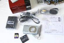 画像をギャラリービューアに読み込む, CASIO EXILIM ZOOM EX-Z80 シルバー【完動品/ほぼ未使用✨】▪️CCDオールドコンデジ▪️重さ100g