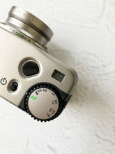 画像をギャラリービューアに読み込む, CONTAX TVS【完動品】