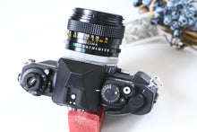 Load image into Gallery viewer, Canon New F-1 アイレベル & FD 50mm F1.4 S.S.C.【完動品/超希少美品✨】▪️実写済み▪️Canon最高峰フィルム一眼