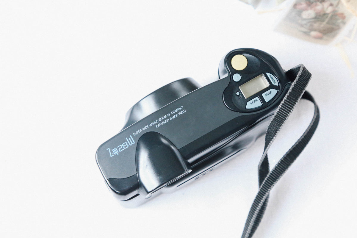 Konica Z-UP28W【完動品】 – Ein Camera